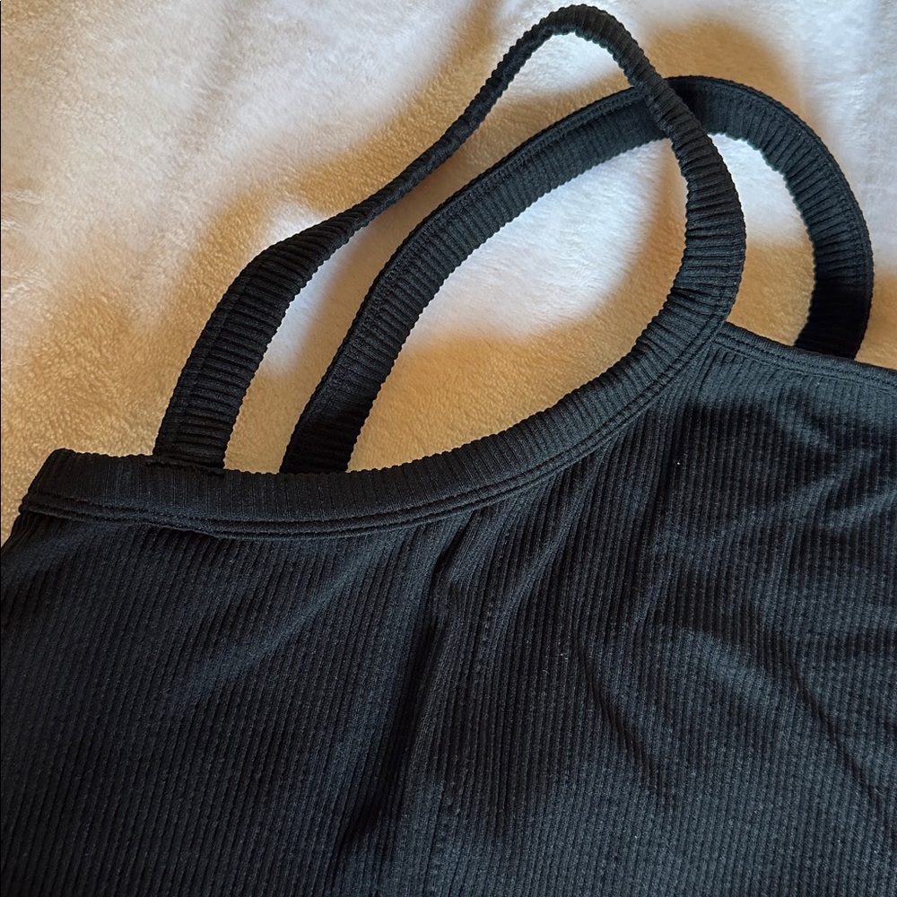 Colsie Ribbed Cropped Camisole Top - Picture 8 of 13